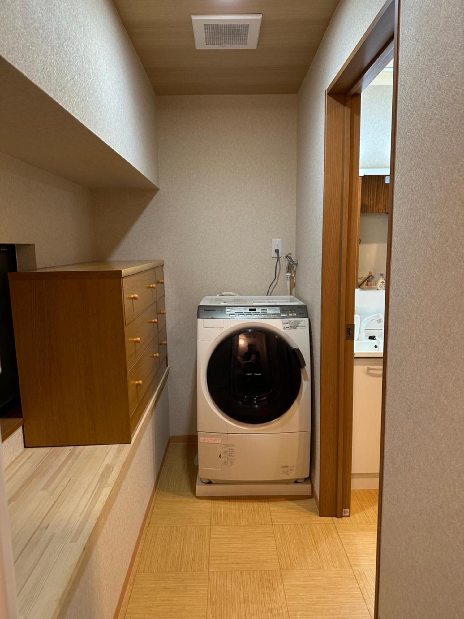 Wutong-40 Minutes Direct To Kansai Airport And 5 Minute Walk To Jr Or Subway Or Nankai Line And 1 Minute To Tsutenkaku The Landmark Of Osaka And Many Japanese Bistros Nearby Exterior foto